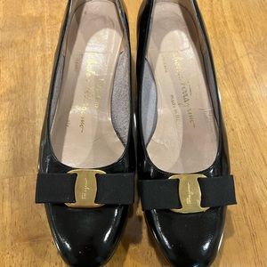 SALVATORE FERRAGAMO VARA BLACK PATENT